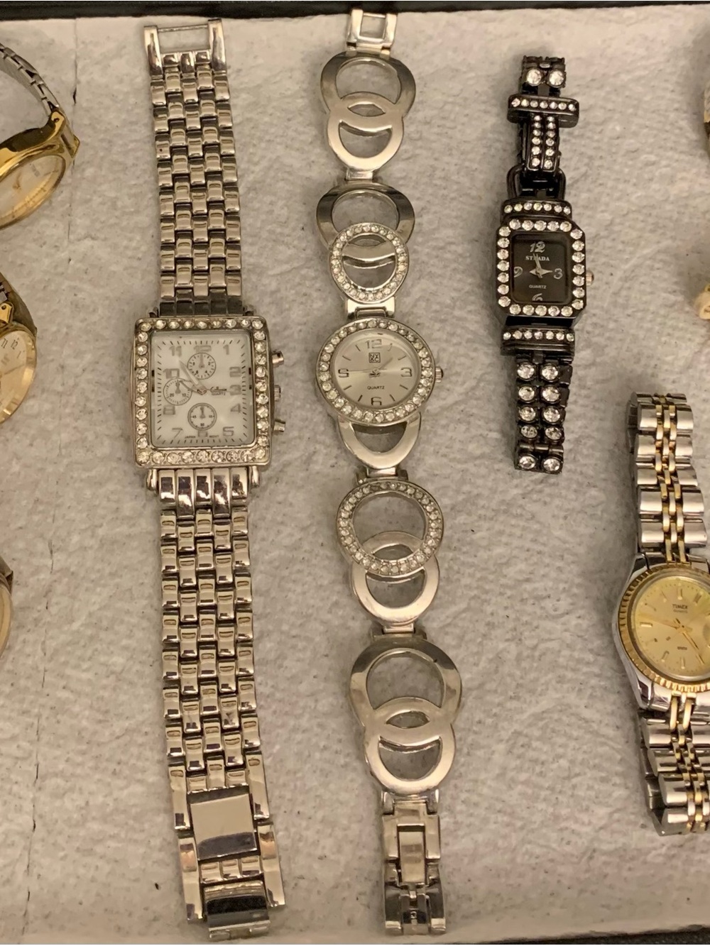 Ladies 10 PC Watch Lot,Some Brand Names,including Timex,Pulsar,Collezio and .